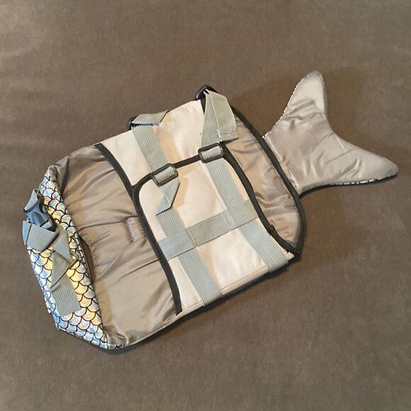 Kouser Dog Life Jacket Life Vest Flotation Device Silver WhaleDesign Size M NEW - Picture 2 of 7